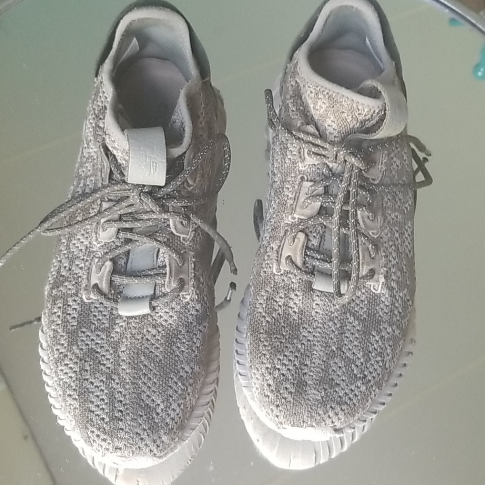 Army Green Athletic Adidas - Picture 4 of 6
